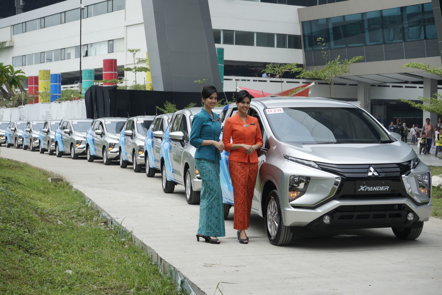 Mitsubishi XPANDER Jadi Mobil Awak Kabin Garuda Indonesia
