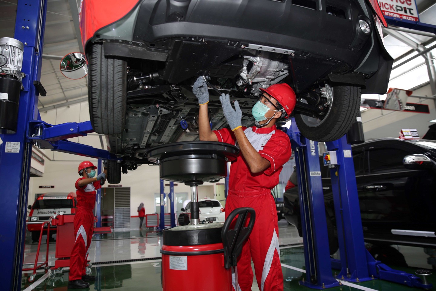 Manfaatkan Layanan Servis Gratis Pertama di Bengkel Resmi Mitsubishi agar Kondisi Kendaraan Prima