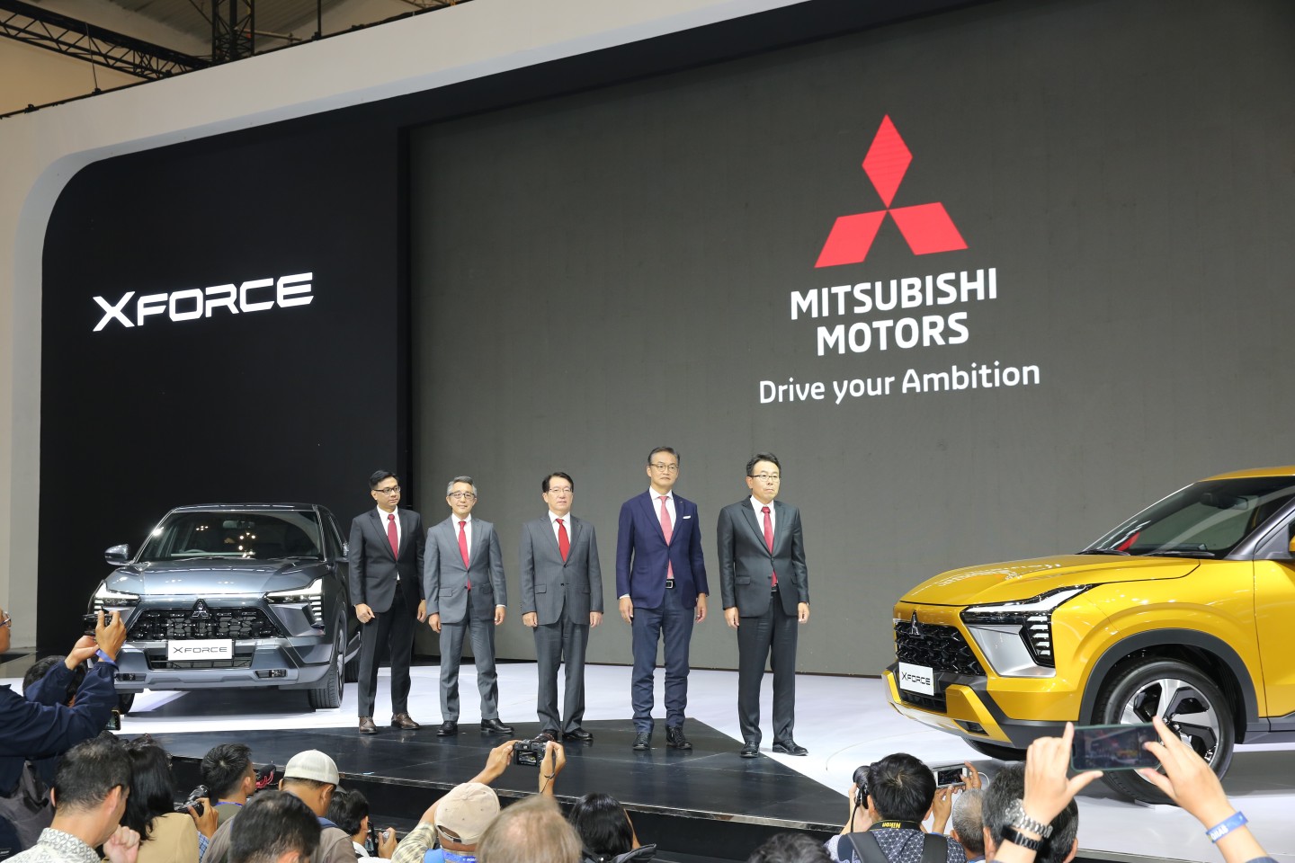 World Premiere Mitsubishi XFORCE Di GIIAS 2023