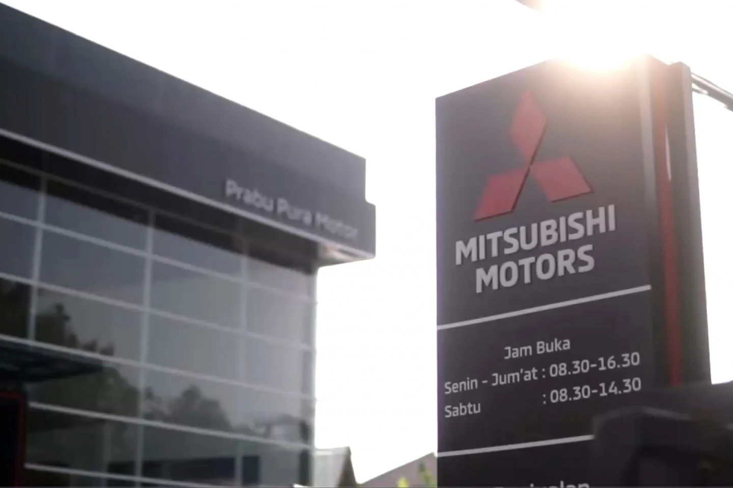 MMKSI Resmikan Diler Kendaraan Penumpang Mitsubishi Pertama di Subang, Jawa Barat