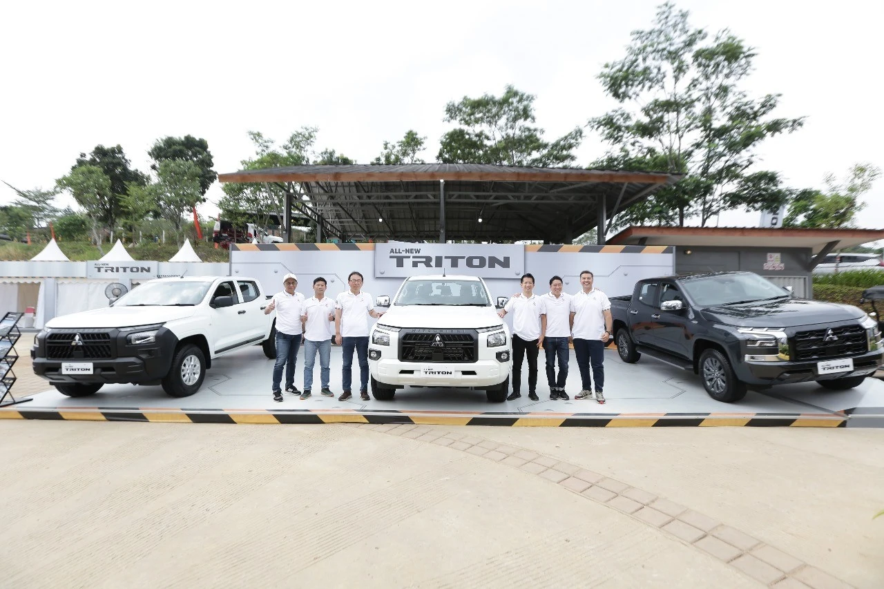 MMKSI Ajak Jurnalis Media Massa Jajal Keandalan Mitsubishi All-New Triton di Medan Off-road Perbukitan