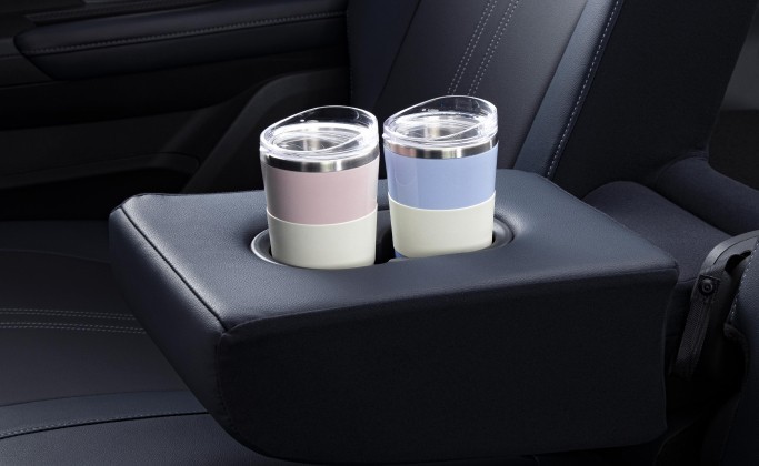 2nd Row Armrest with Cup Holder